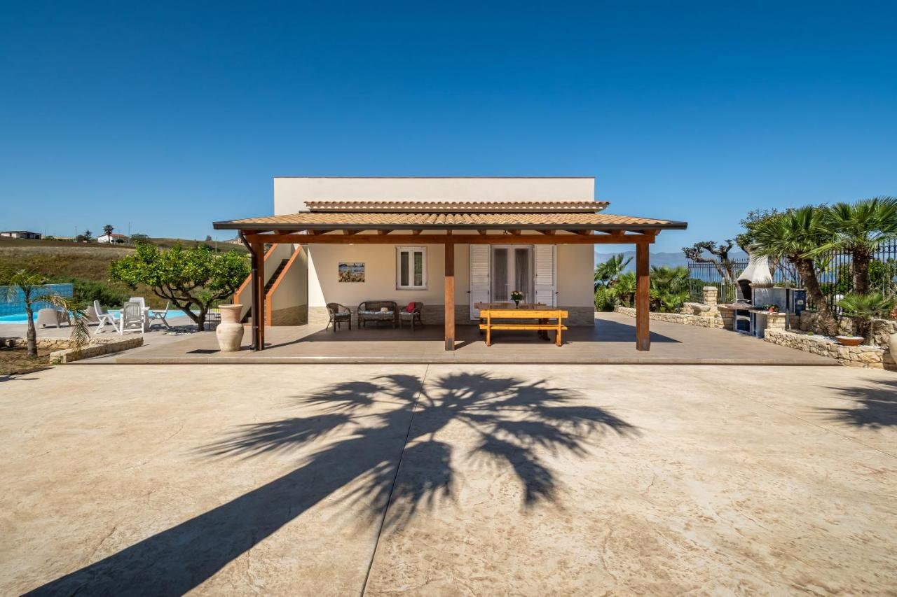 Villa Dellacqua Alcamo Marina Exterior photo
